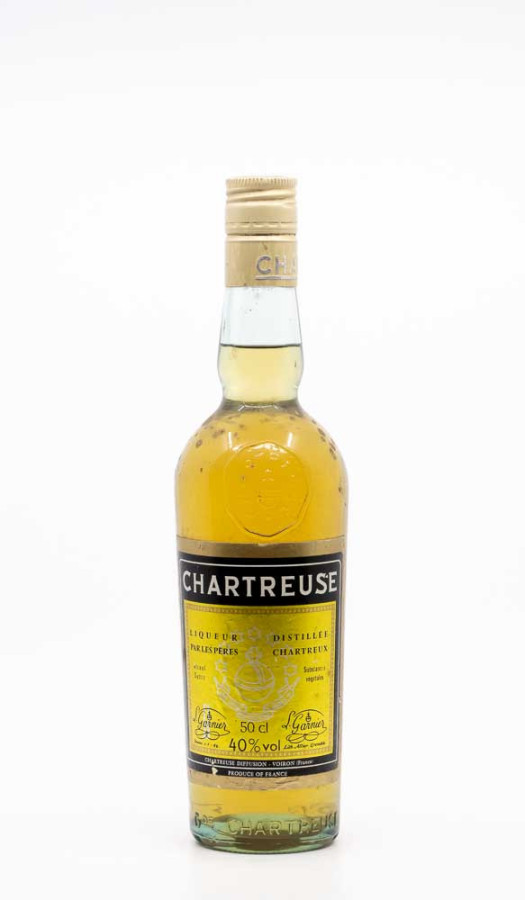 PERES CHARTREUX - Chartreuse Voiron Jaune 1966-1982 Demi Bouteille