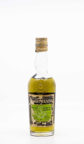 PERES CHARTREUX - Chartreuse Verte 1962-1966 Demie Bouteille
