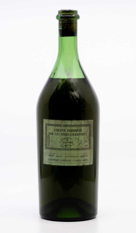 PERES CHARTREUX - Chartreuse VEP Verte 1975 présumée , vin  de chartreuse