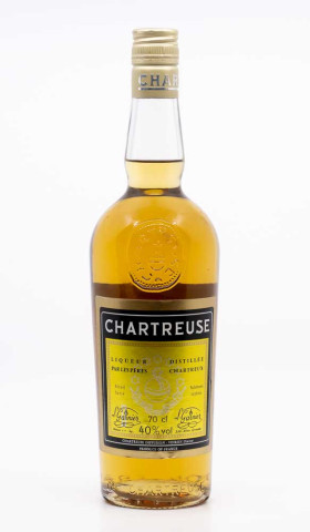 PERES CHARTREUX - Chartreuse Voiron Jaune 1976-1989 , wine  from chartreuse