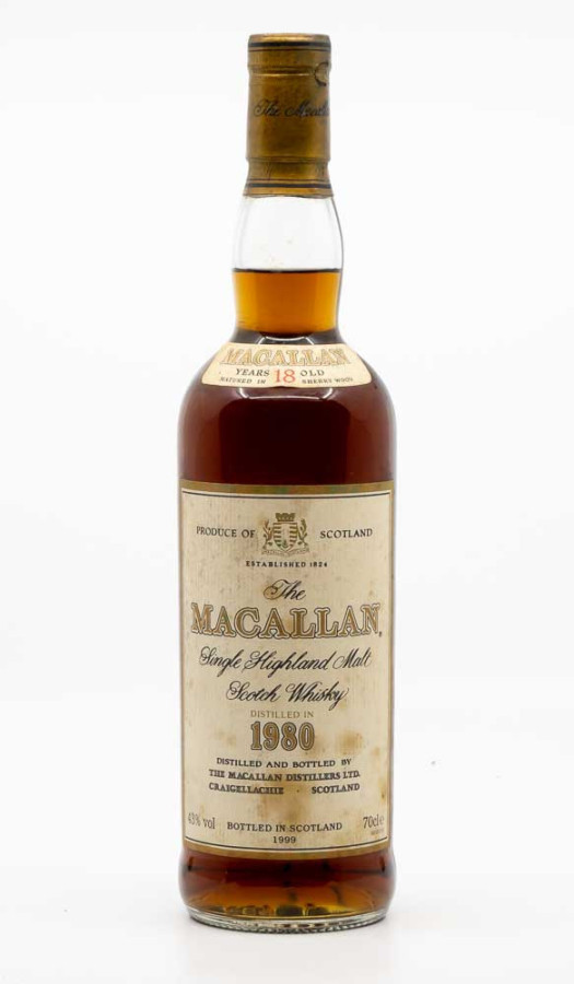 THE MACALLAN - 18 Year Old Sherry Oak Single Malt Scotch Whisky